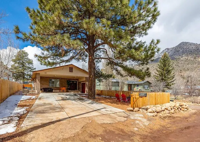 Tranquil Retreat: Luxury At Mount Elden's Foothills, Steps From Route 66 And Mall Holiday home Flagstaff