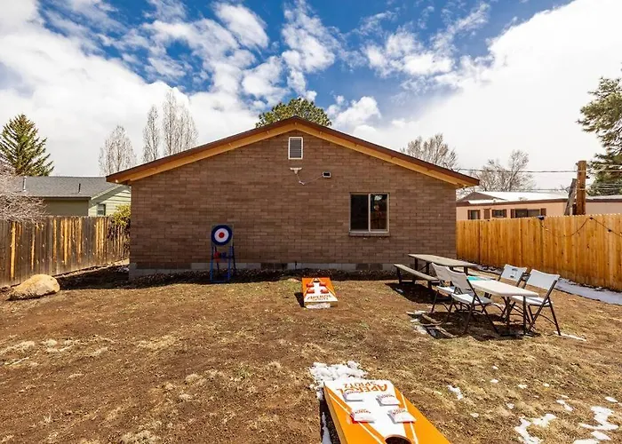 Tranquil Retreat: Luxury At Mount Elden's Foothills, Steps From Route 66 And Mall